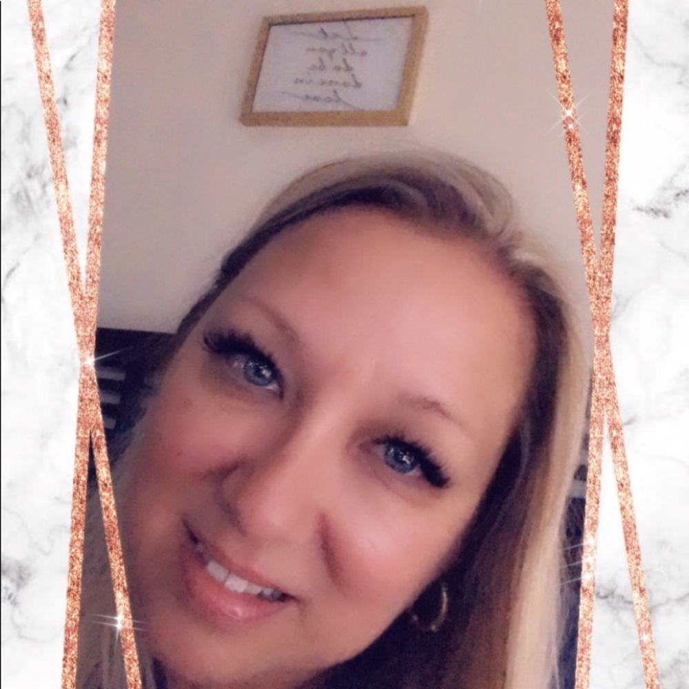 Meet your Posher, Kelly